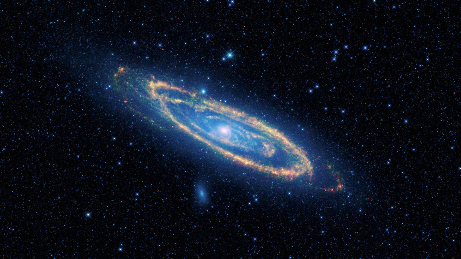 Галактика Андромеды (М31) на безлунном небе
