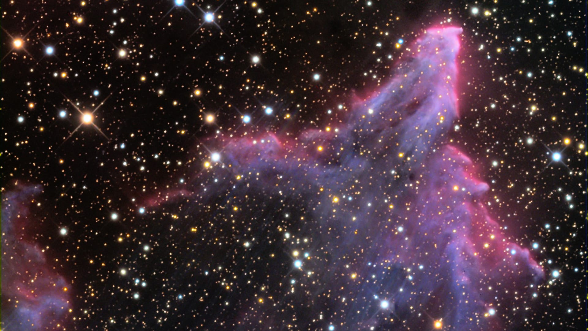 Призрак Кассиопеи – IC 63