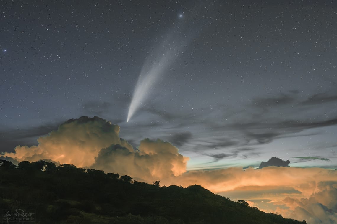 Comet G3 Atlas by Luc Perrot