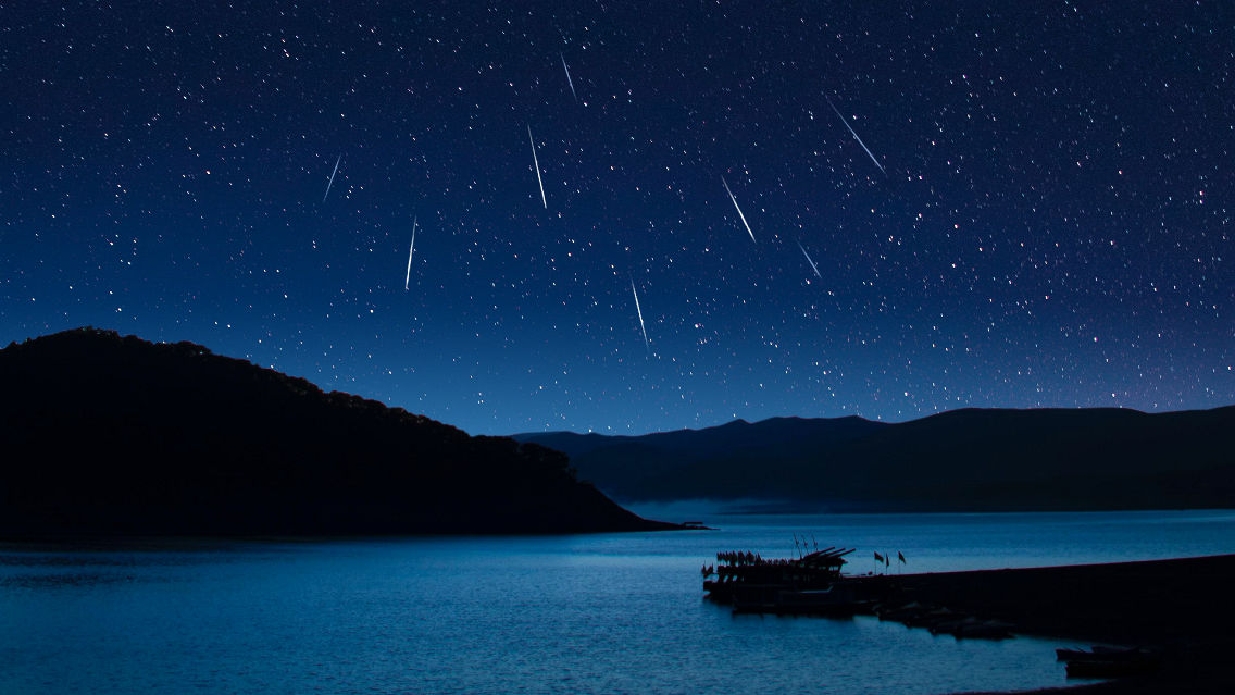 Gamma Normids Meteor Shower Reaches Its Peak Star Walk