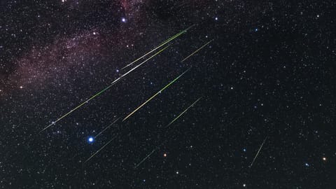 Shooting Stars In January 2025 | Meteor Shower Tonight: What Time Are ...