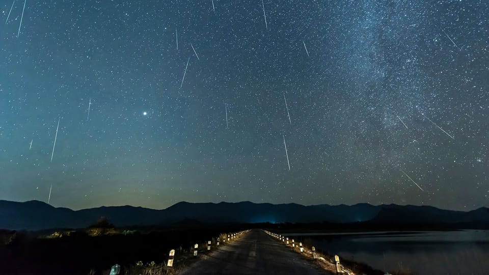 Meteor Shower April 2025