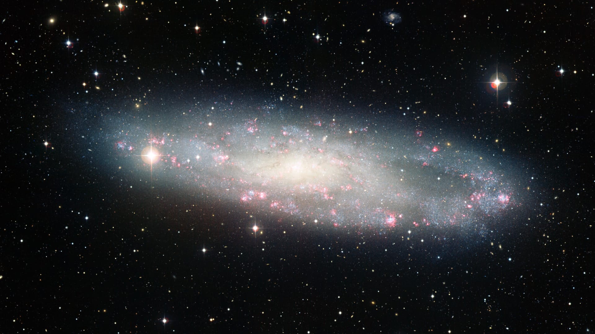 Галактика Игольное Ушко – NGC 247