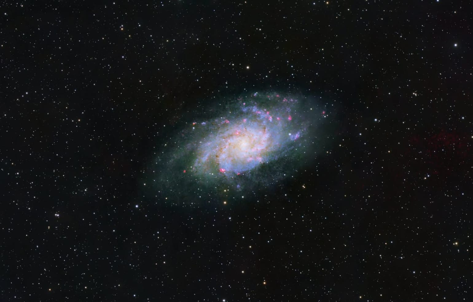 M33 (Dreiecksgalaxie) — Piotr Dochnal